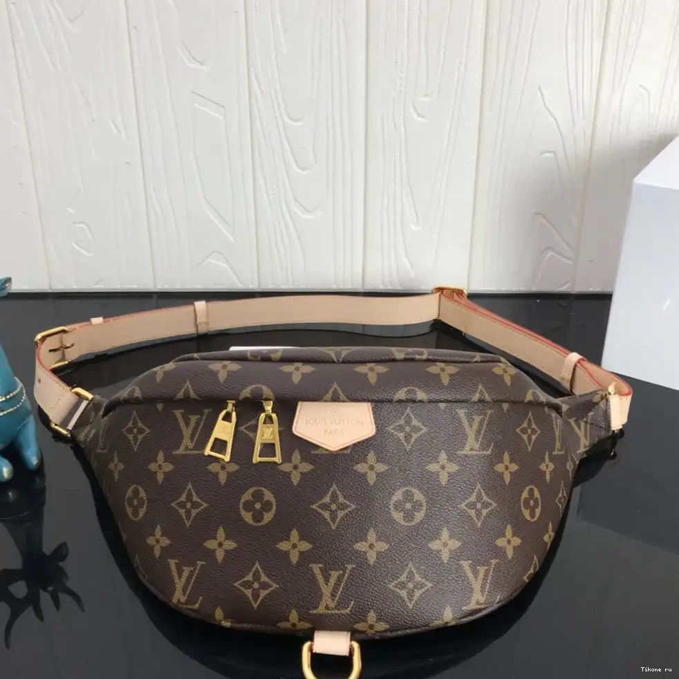 Affordable Bumbag Vuitton Louis 0625